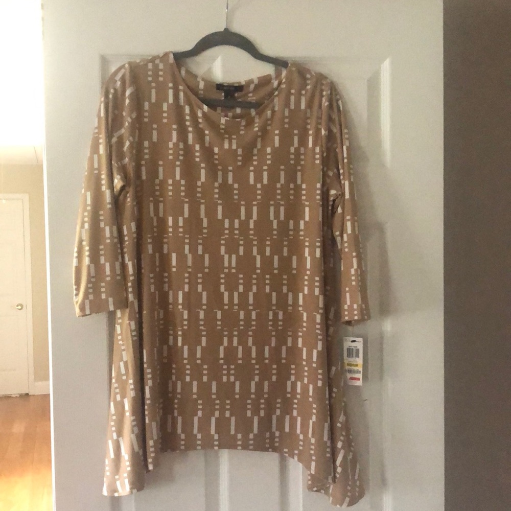 Alfani Size Medium 95% polyester 5% spandex